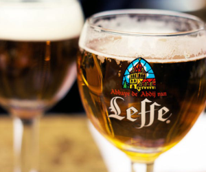 Khám Phá Bí Ẩn Thú Vị Về Lịch Sử Của Bia Bỉ Leffe