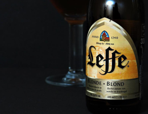 hương vị đặc biệt của bia leffe vàng