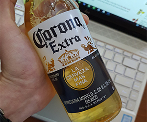 Bia Corona Extra