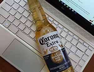 Bia Corona Extra